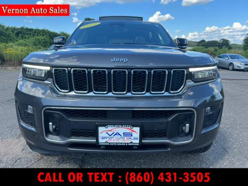 Used 2022 Jeep Grand Cherokee L Overland image 2