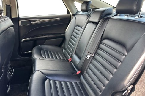 Used 2019 Ford Fusion SEL image 10