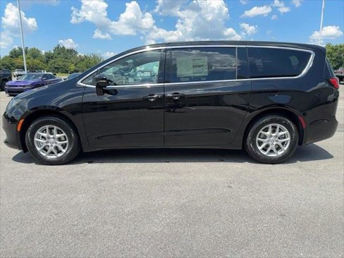 New 2025 Chrysler Voyager LX image 8