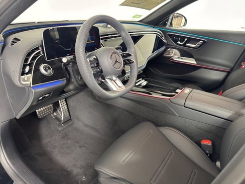 New 2026 Mercedes-Benz E 53 AMG e 4MATIC Sedan image 10