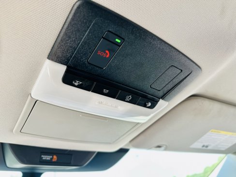 Used 2022 Nissan Pathfinder SV image 29