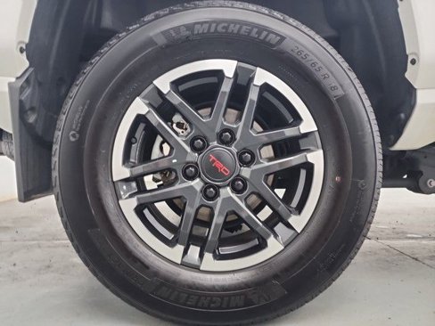 Used 2024 Toyota Tacoma TRD Sport w/ TRD Sport Upgrade Package image 37