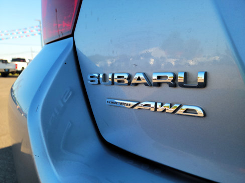 Used 2017 Subaru Crosstrek 2.0i Limited image 19