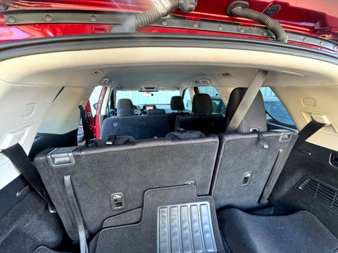 Used 2022 Nissan Pathfinder SV image 40