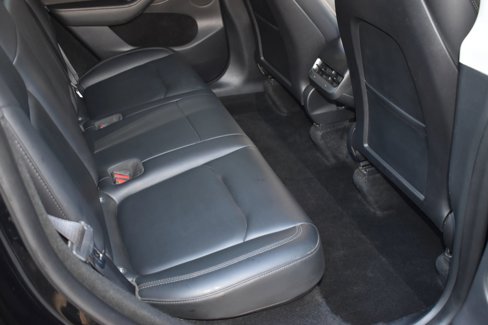 Used 2023 Tesla Model Y Long Range image 17