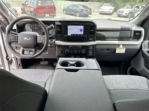 New 2025 Ford F350 XLT w/ FX4 Off-Road Package image 12