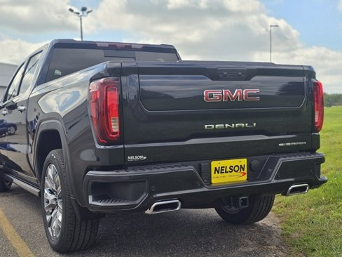 New 2026 GMC Sierra 1500 Denali w/ Denali Reserve Package image 3