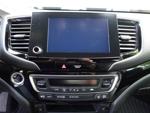 Certified 2022 Honda Ridgeline Black Edition image 22