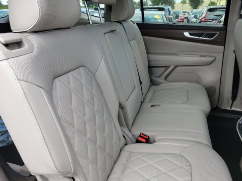 New 2026 Volkswagen Atlas SEL Premium R-Line image 10