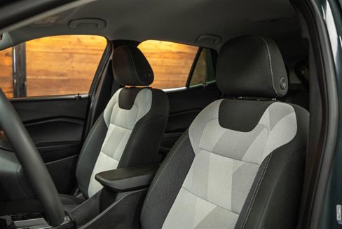 Used 2025 Chevrolet Trax LS image 10