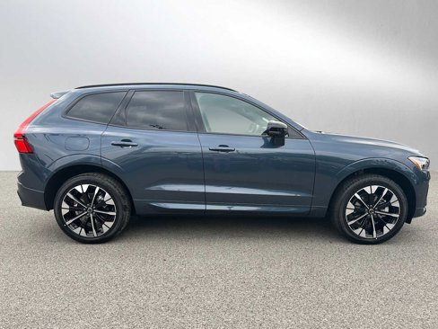 New 2026 Volvo XC60 B5 Plus w/ Protection Package Premier image 2