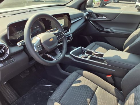 New 2026 Chevrolet Equinox LT w/ LPO, Floor Liner Package image 11