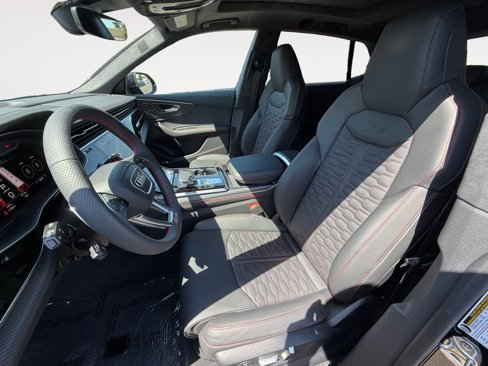 New 2025 Audi RS Q8 performance image 10