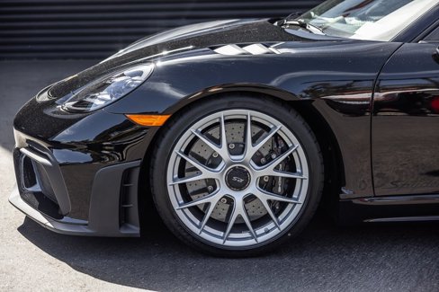 Certified 2025 Porsche 718 Boxster Spyder RS image 15