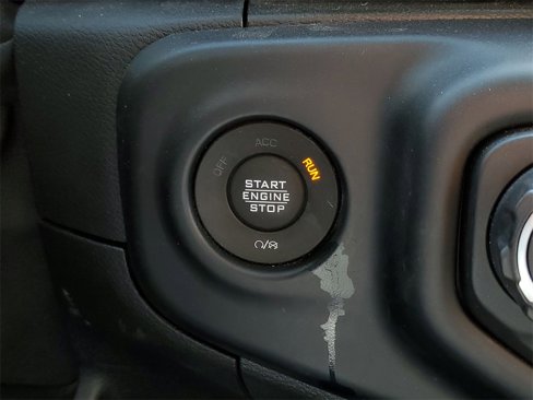 Used 2021 Jeep Wrangler Unlimited Sahara w/ Uconnect 4C Nav & Sound Group image 17