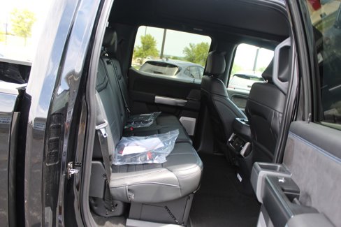 New 2025 Ford F250 Platinum image 16