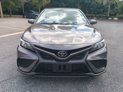 Used 2023 Toyota Camry SE image 9