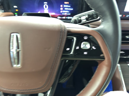 Used 2025 Lincoln Aviator Reserve w/ Illumination Package image 26