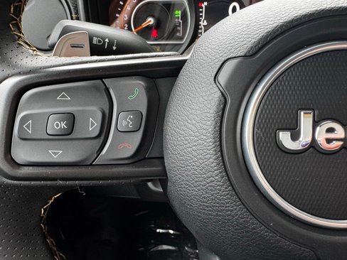 New 2025 Jeep Wrangler Unlimited Rubicon 392 image 15