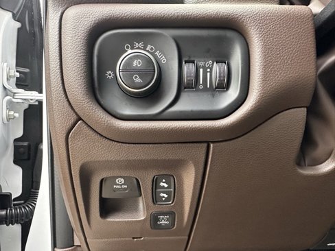 New 2025 RAM 1500 Laramie w/ Bed Utility Group image 17