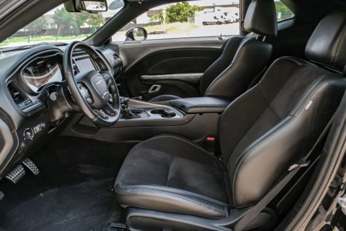 Used 2021 Dodge Challenger R/T w/ Plus Package image 4