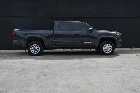 Used 2024 Toyota Tacoma SR5 image 8