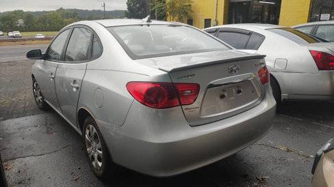 Used 2010 Hyundai Elantra GLS image 6