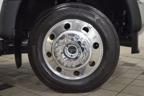 Used 2022 Ford F550 4x4 Crew Cab Super Duty w/ XLT Value Package image 10
