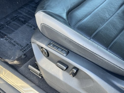 Certified 2021 Volkswagen Atlas SEL Premium image 18