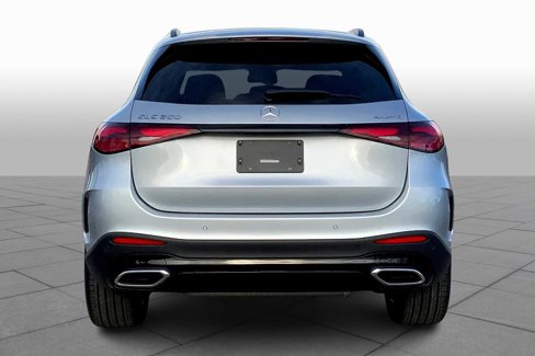 Used 2025 Mercedes-Benz GLC 300 4MATIC image 4