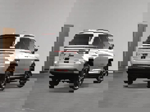 New 2025 Jeep Grand Cherokee Limited image 5