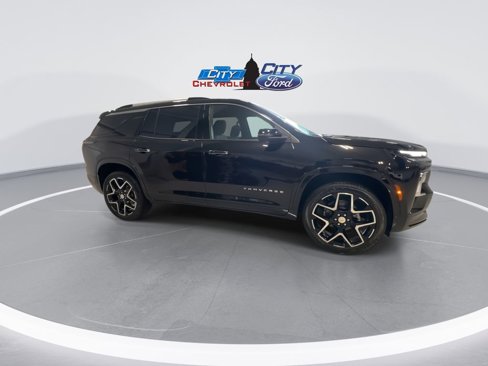 New 2026 Chevrolet Traverse High Country w/ LPO, Floor Liner Package image 2