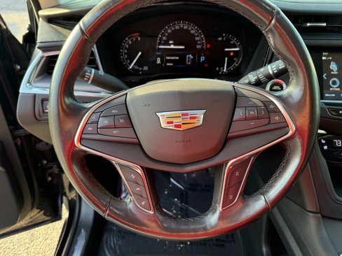 Used 2019 Cadillac XT5 Premium Luxury w/ Driver Assist Package image 19