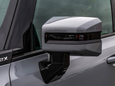 Used 2025 GMC Hummer EV 2X image 47