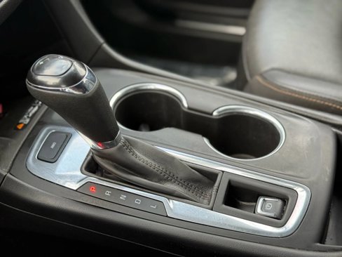 Used 2020 Chevrolet Equinox Premier w/ Premier Redline Edition image 24