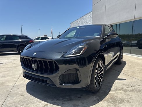New 2025 Maserati Grecale Modena image 3