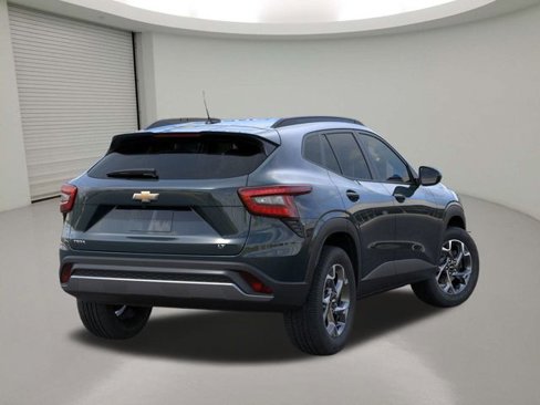 New 2025 Chevrolet Trax LT w/ Driver Confidence Package image 4