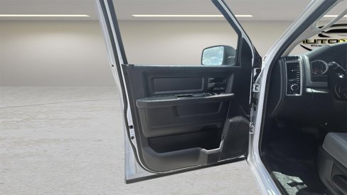 Used 2017 RAM 1500 Tradesman image 15