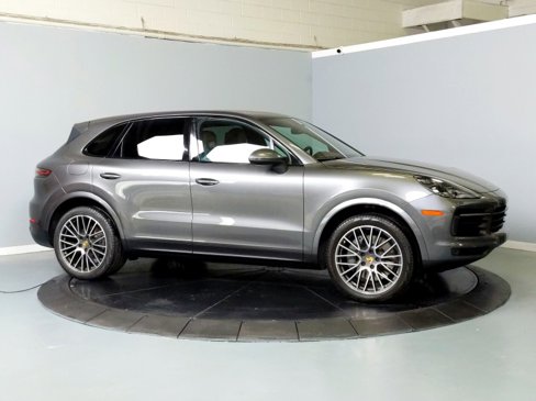 Used 2020 Porsche Cayenne S image 8