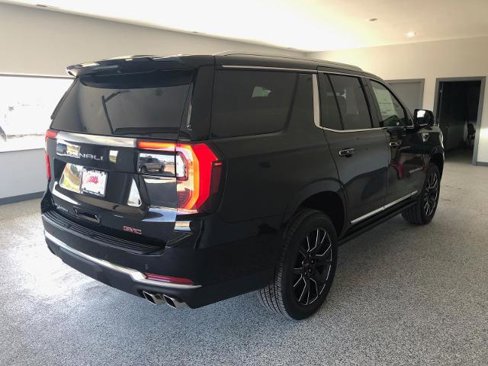 New 2025 GMC Yukon Denali w/ Sun & Power Step Package image 3