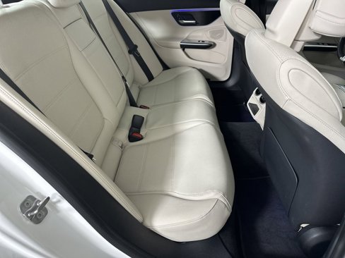Used 2025 Mercedes-Benz C 300 Sedan image 13