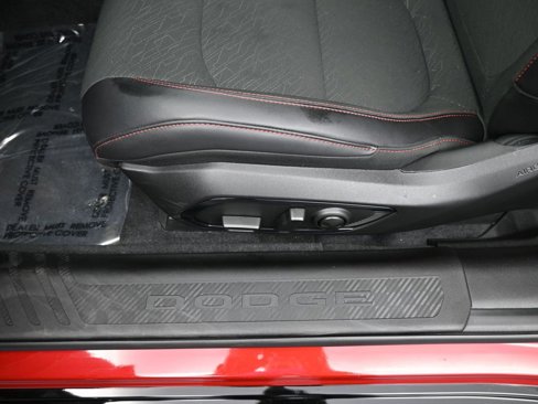 Used 2025 Dodge Charger R/T w/ Sun & Sound Package image 16
