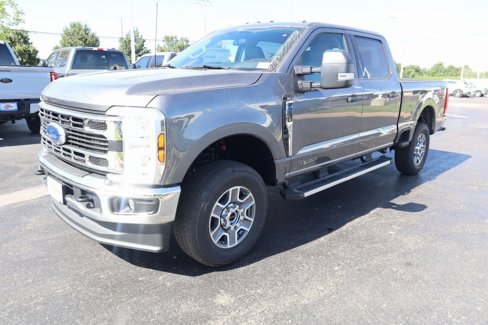 New 2025 Ford F250 XLT w/ FX4 Off-Road Package image 9