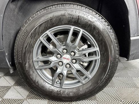 Used 2025 GMC Acadia Elevation image 35