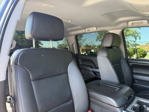 Used 2018 GMC Sierra 1500 SLT w/ All Terrain Package image 13