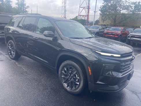 New 2026 Chevrolet Traverse LT w/ Midnight/Sport Edition image 1