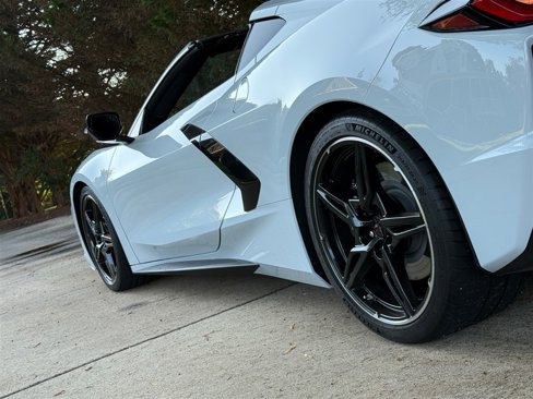 Used 2021 Chevrolet Corvette Stingray Preferred Cpe w/ Z51 Performance Package image 25
