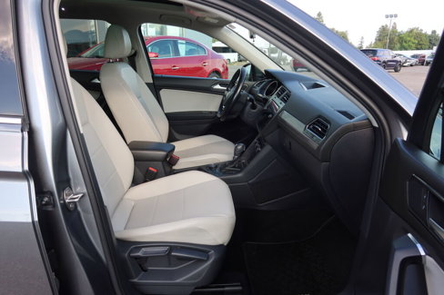 Used 2018 Volkswagen Tiguan SE image 25