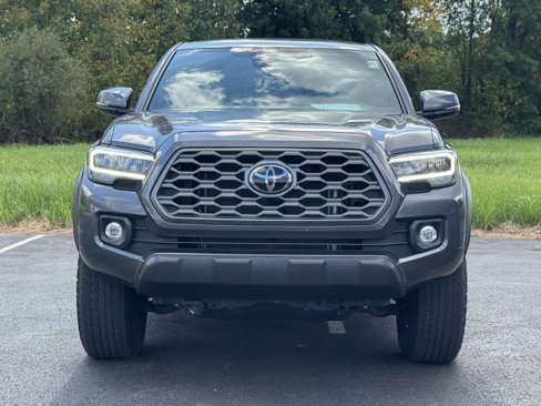 Used 2023 Toyota Tacoma TRD Pro image 2