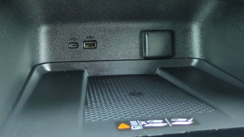 Used 2024 Chevrolet Traverse LT image 32